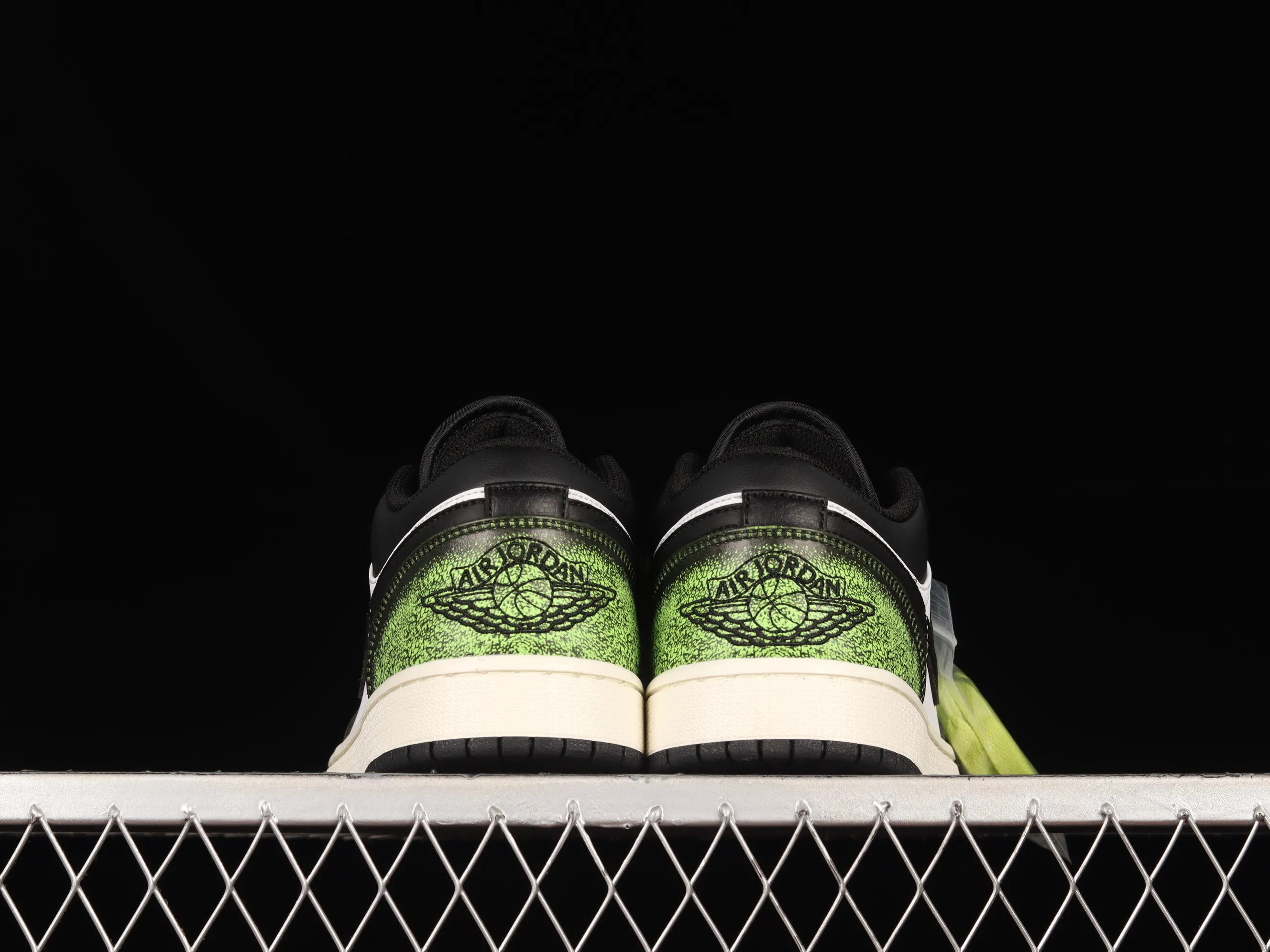 All categories Air Jordan Jordan series basketball shoes Air Jordan 1 Low Air Jordan 1 Low "Wear Away" AJ1 Joe 1 Forest Green DN3705-003